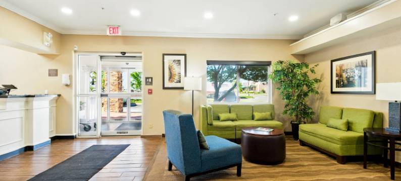 南塔尔萨-伍德兰希尔斯舒适酒店(Comfort Inn South Tulsa - Woodland Hills)图片