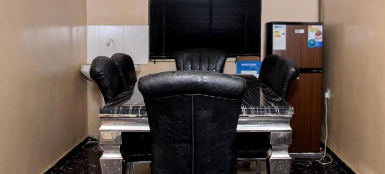 阿贝奥库塔两卧室房屋，可容纳4人，带免费停车(Abeokuta 2-Bed House Sleeps 4 with Free Parking)图片