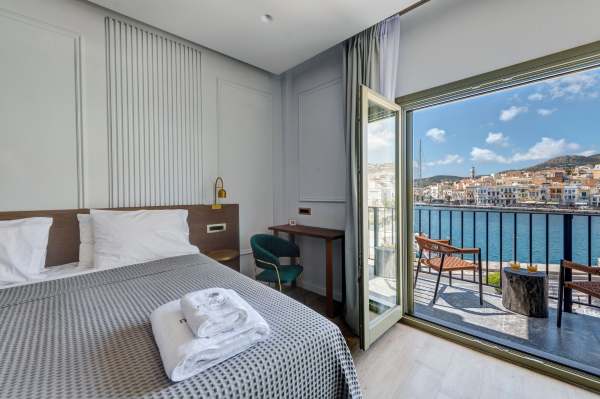 Eclectic Syros Hotel Overview