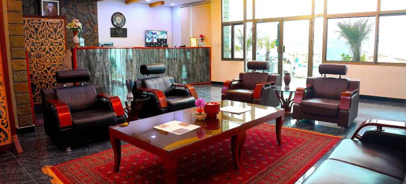 大塔吉酒店(Grand Taj)图片