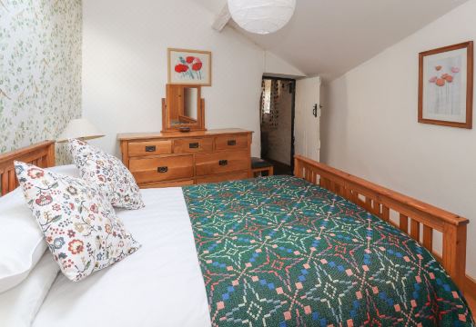 Dovetail Cottage Hotel Overview