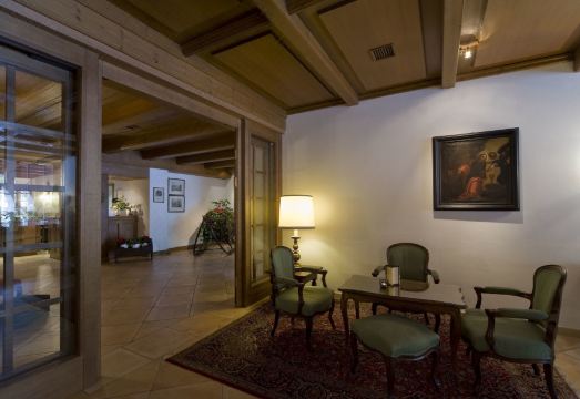 Vergeiner's Hotel Traube Hotel Overview