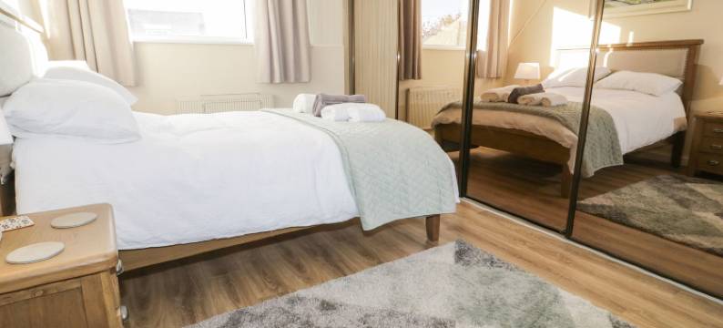 山顶(Hilltops)图片