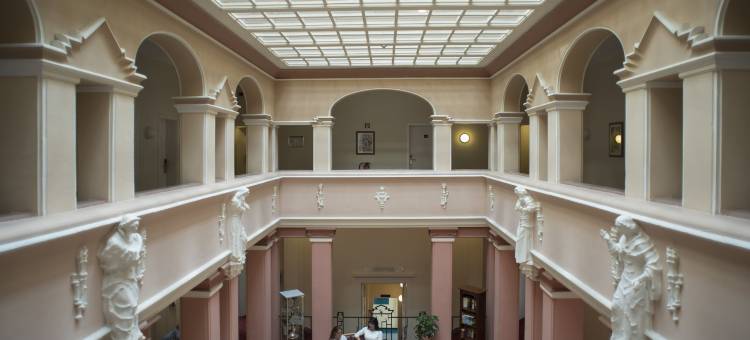 翰斯海尼斯汀酒店(Haus Hainstein)图片