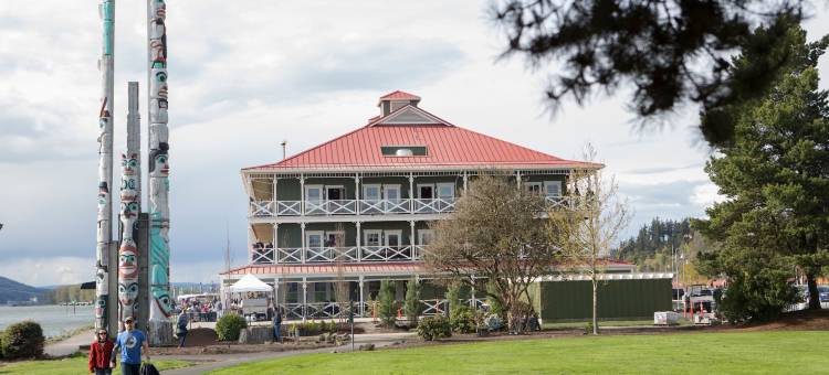 卡拉马港麦克美娜米斯旅馆(McMenamins Kalama Harbor Lodge)图片