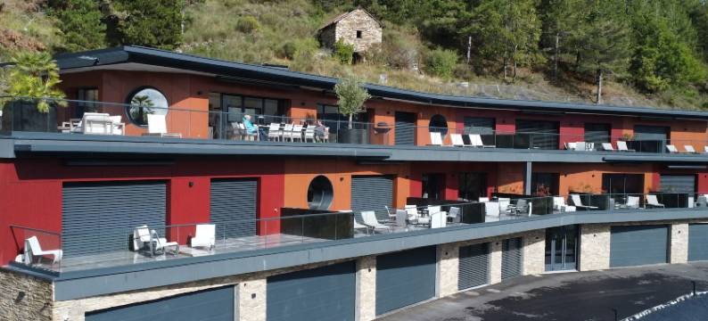 湖畔雷斯坦克酒店(Les Restanques du Lac)图片