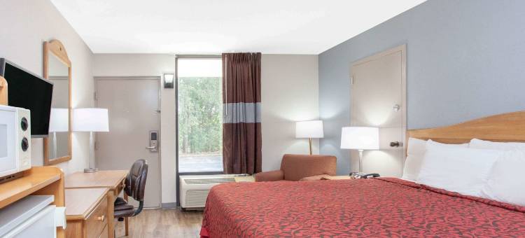 柯林顿 / 罗伦斯 26 号州际公路温德姆戴斯酒店(Days Inn by Wyndham Clinton / Laurens I-26)图片