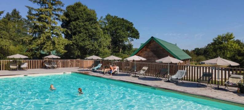 胡托皮亚瑟农什村酒店(Huttopia Senonches)图片