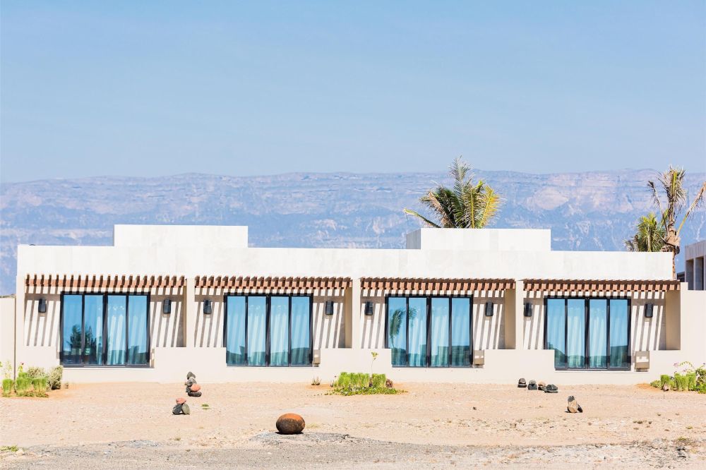 Alila Hinu BayOver view