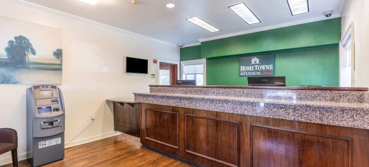 卡瑟贝利酒店(HomeTowne Studios Orlando-Cassleberry)图片