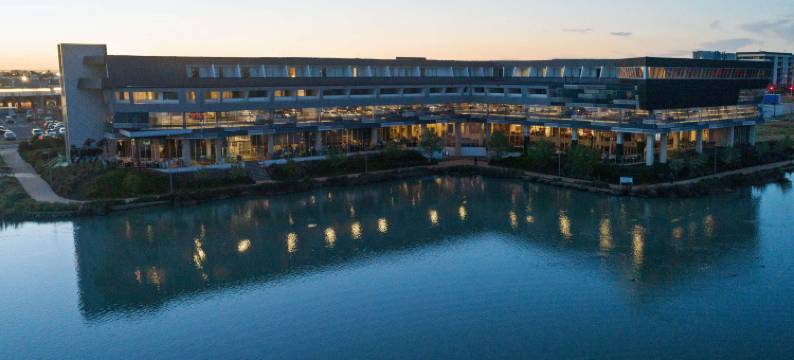 墨尔本卡罗林斯温泉美居酒店(原雅高美爵酒店)(Mercure Melbourne Caroline Springs)图片