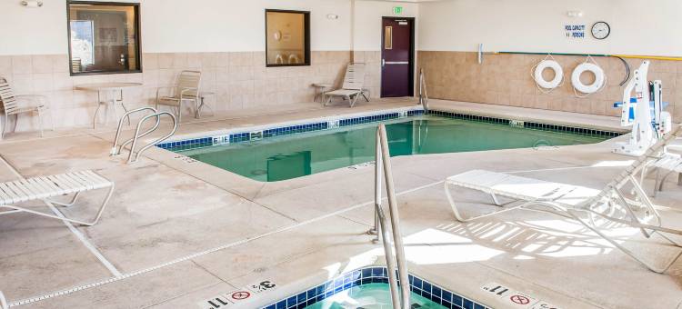 东盖洛普 66 号公寓及 40 号州际公路舒适全套房酒店(Comfort Suites Gallup East Route 66 and I-40)图片