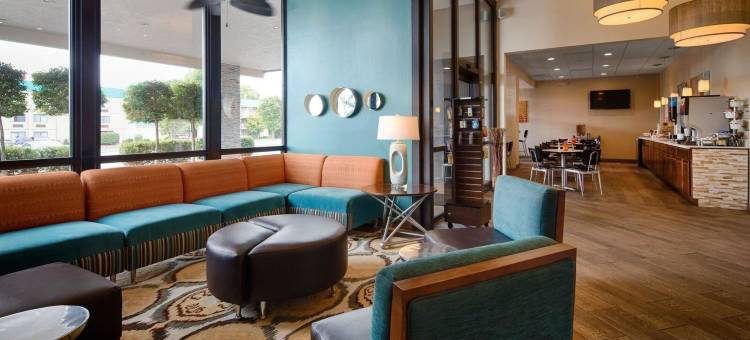 乔普林绿洲贝斯特韦斯特套房酒店(Best Western the Oasis at Joplin)图片