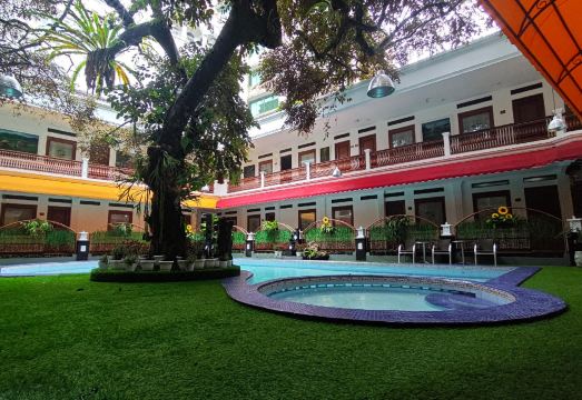 Sahira Butik Hotel Paledang Hotel Overview