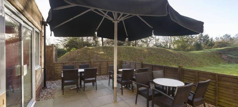 伦敦斯坦斯特德机场温德姆华美达酒店(Ramada by Wyndham London Stansted Airport)图片