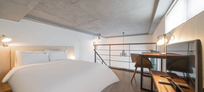 金吴尊爵酒店(Geojedo Okpo Jinwoo Prestige Hotel)图片