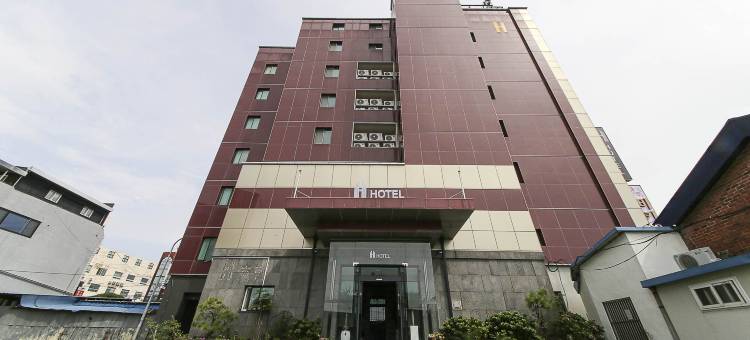 井邑H酒店(Jeongeup H Hotel)图片