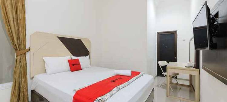 RedDoorz at Jatiwaringin Near Exit Toll Pondok Gede图片