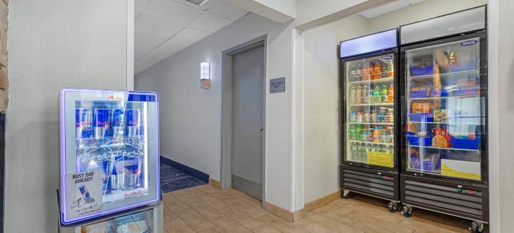 舒适套房酒店-芒特劳雷尔-费城(Comfort Inn & Suites Mt Laurel-Philadelphia)图片