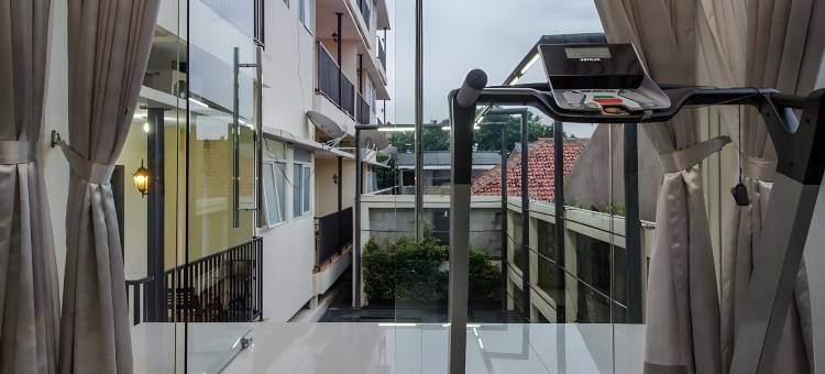 红多兹高级酒店@安佩拉拉雅2号(RedDoorz Premium @ Ampera Raya 2)图片