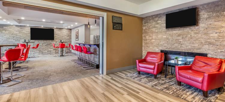 蒂明斯麦客达套房酒店(Microtel Inn & Suites by Wyndham Timmins)图片