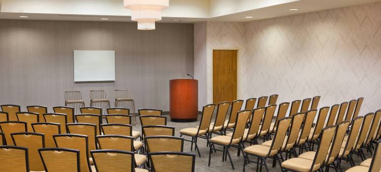 切萨皮克绿蔷薇SpringHill套房(SpringHill Suites Chesapeake Greenbrier)图片