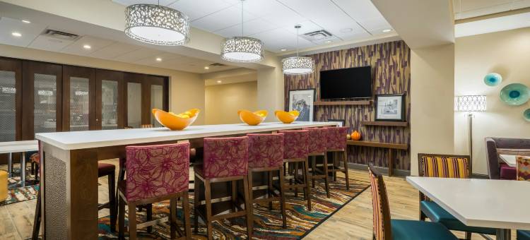 纽波特欢朋酒店(Hampton Inn Newport)图片