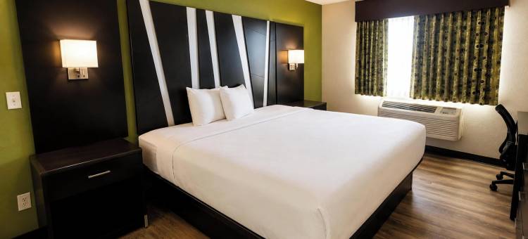 Sunport阿尔伯克基机场和I-25套房(Sunport Suites near Albuquerque Airport I 25)图片