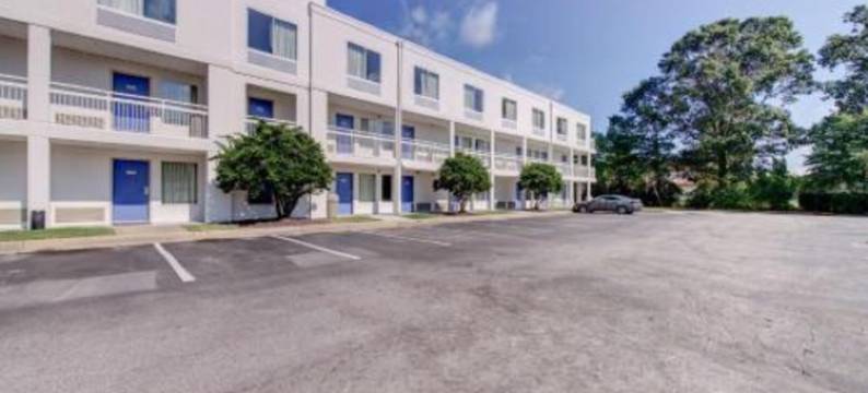 维吉尼亚海滩6号汽车旅馆(Motel 6 Virginia Beach, VA)图片