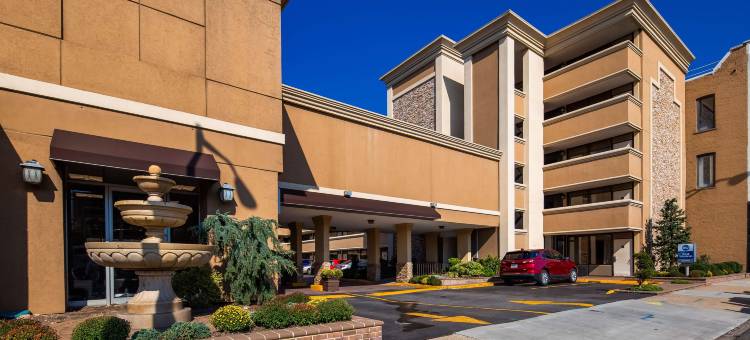 米尔河庄园贝斯特韦斯特酒店(Best Western Mill River Manor)图片