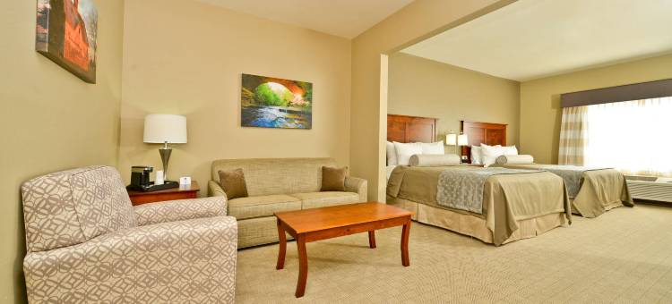Best Western Plus Green Mill Village Hotel  Suites Convention Center图片