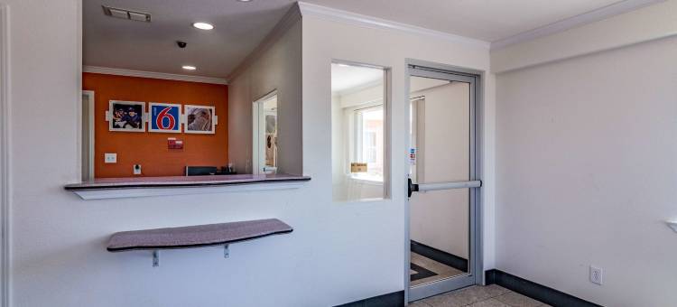 德克萨斯阿佐尔 6 号汽车旅馆(Motel 6 Azle, TX)图片