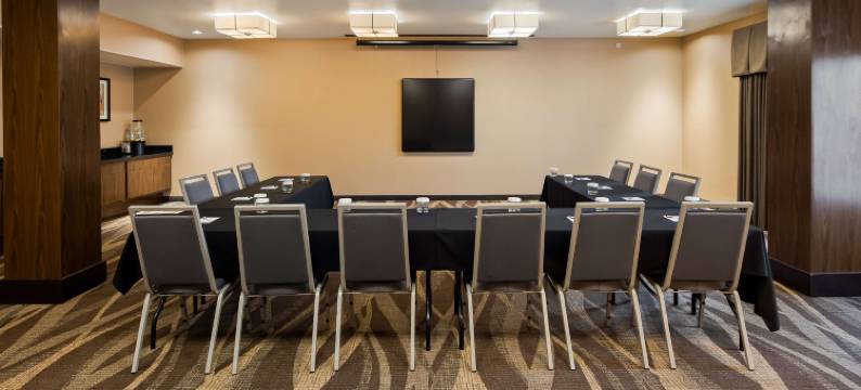 希尔贝斯特韦斯特优质套房酒店(Best Western Plus Hill Country Suites)图片