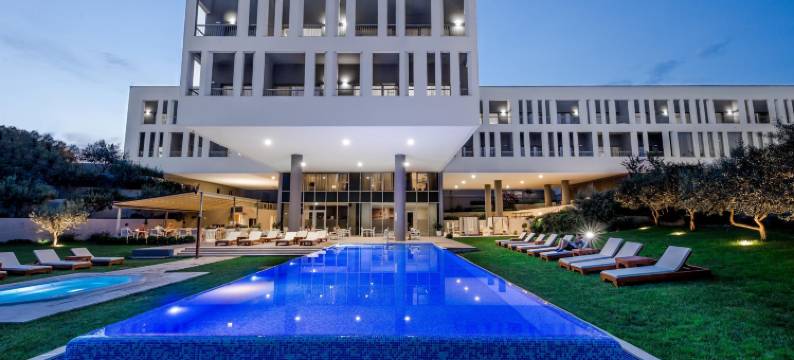 萨罗纳宫酒店(Hotel Salona Palace)图片