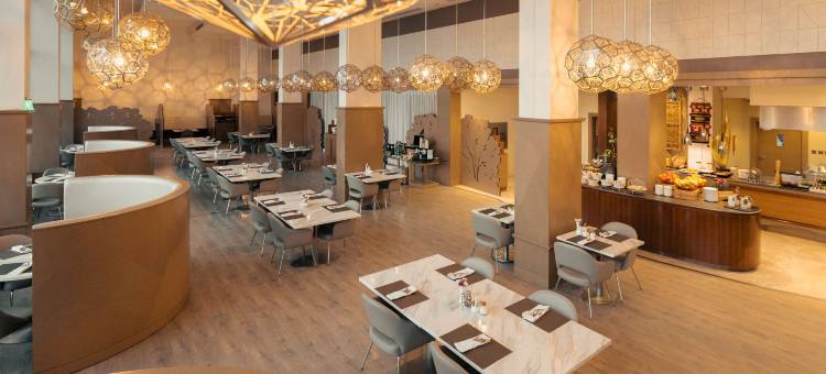 布赖代丽笙酒店(Radisson Blu Hotel Buraidah)图片