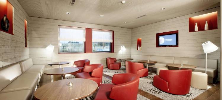 卡尔卡松东部康铂拉西特酒店(Campanile Carcassonne Est - la CITÉ)图片