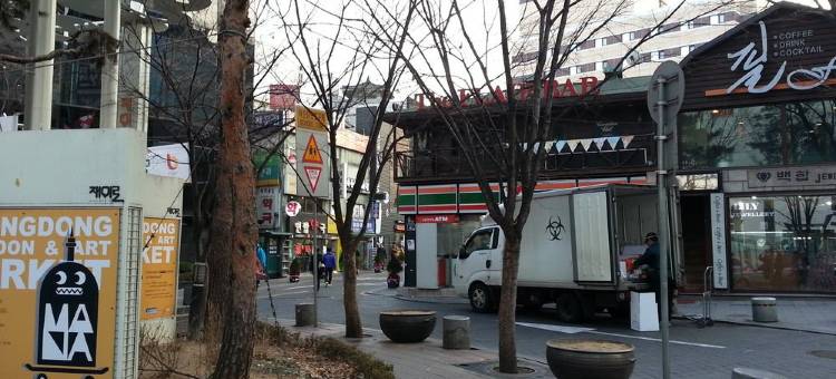 OYO屋顶旅馆(OYO Rooftop Hostel)图片