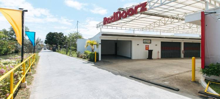 红多兹酒店@布拉干EL跑道酒店(RedDoorz @ El Runway Hotel Bulacan)图片