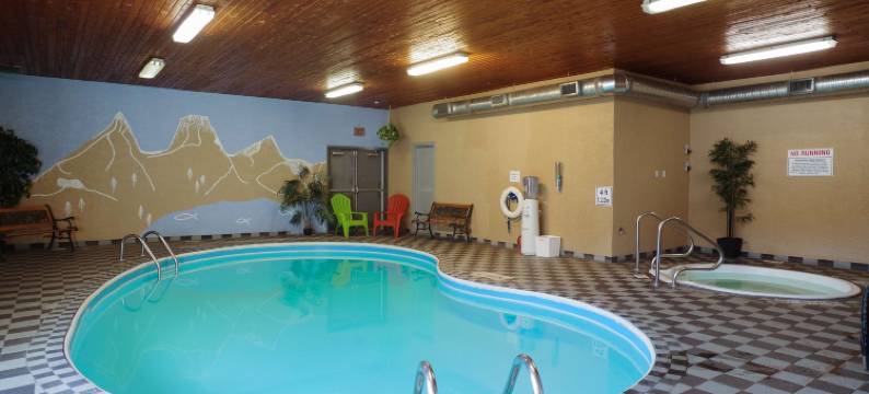 弗尼加拿大最佳价值套房酒店(Canadas Best Value Inn and Suites Fernie)图片