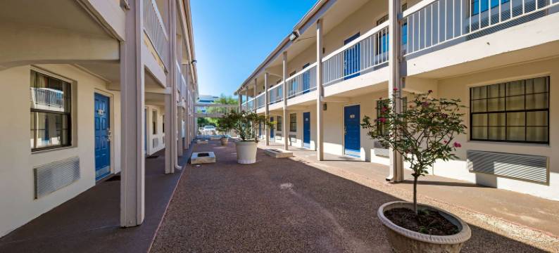 法默斯布兰奇6号汽车旅馆(Motel 6 Dallas, TX - Farmers Branch)图片