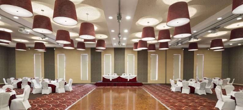 锡比乌华美达温德姆酒店(Ramada by Wyndham Sibiu)图片