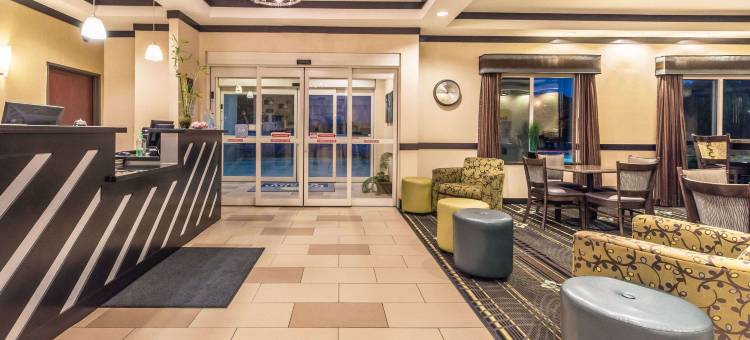 矿泉井城戴斯套房酒店(Days Inn & Suites by Wyndham Mineral Wells)图片