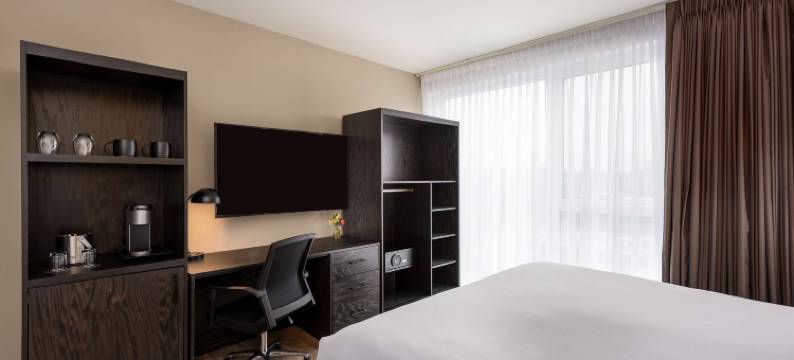 霍尔曼河滨公园塞勒姆希尔顿启缤精选酒店(Holman Riverfront Park Hotel Salem,Tapestry Collection by Hilton)图片