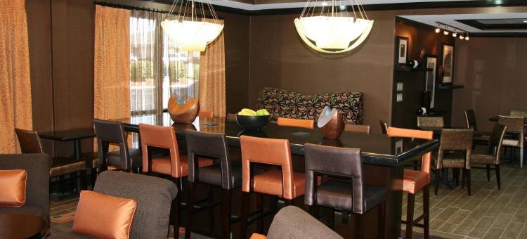 希尔顿欢朋酒店-塔拉霍马(Hampton Inn Tullahoma)图片