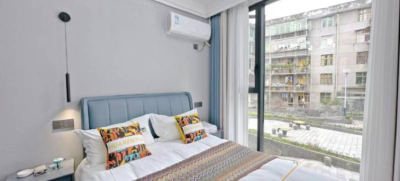 咸丰华人易居无人智能民宿(沿河路5号分店)图片