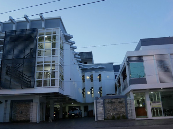 伯特普莱斯酒店和餐厅