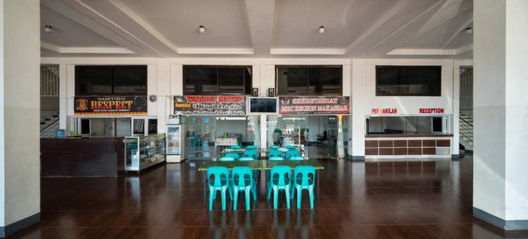 红多兹酒店-近马卡萨城镇广场2号(RedDoorz Near Makassar Town Square 2)图片