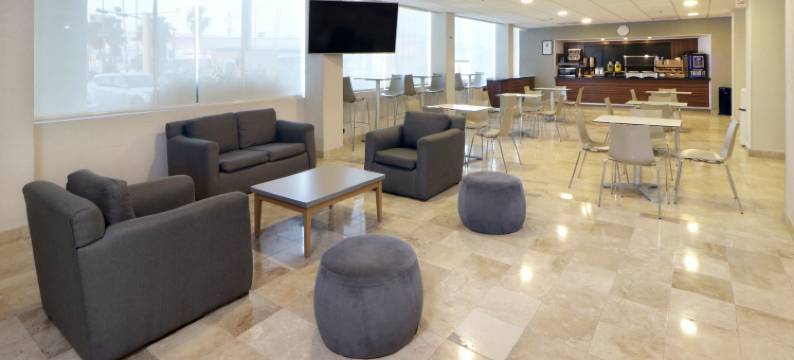 新拉莱多万豪城市快捷酒店(City Express by Marriott Nuevo Laredo)图片