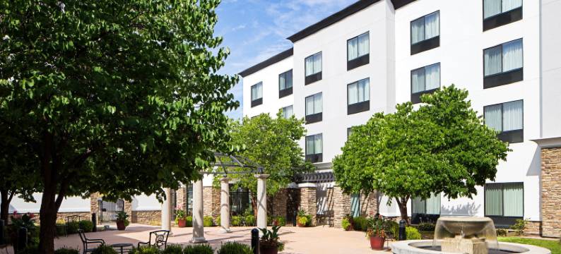 西博伊西/梅里迪安万怡酒店(Courtyard Boise West/Meridian)图片