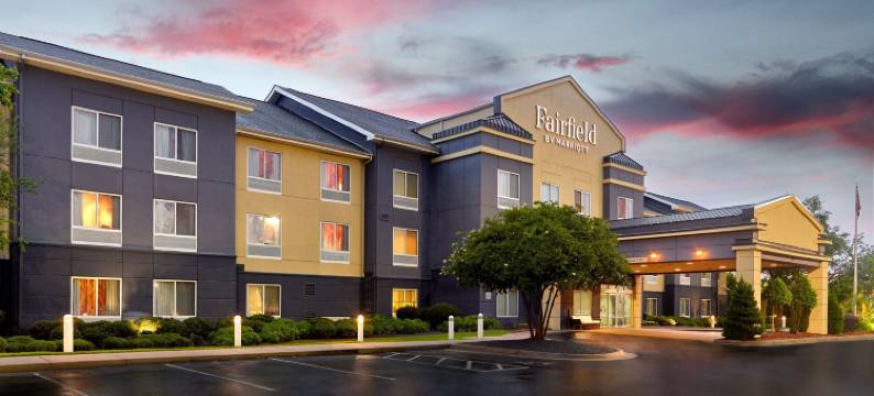沃纳罗宾斯万枫套房酒店(Fairfield Inn & Suites Warner Robins)图片